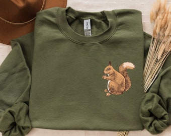 Squirrel Sweatshirt, Squirrel Gifts, Nature Lover Gift, Camping Crewneck, Woodland Animals, Outdoors Shirt, Animal Shirt, Vintage Sweater