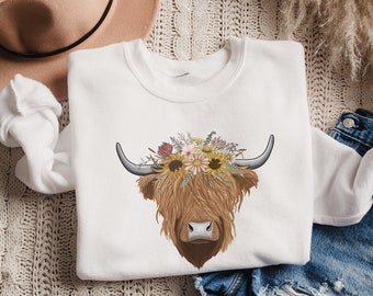 Highland Cow Sweatshirt, Cow Sweatshirt, Western Crewneck, Cow Gifts, Cow Shirts for Women, Cow Sweater, Animal Sweatshirt, Highland Cow