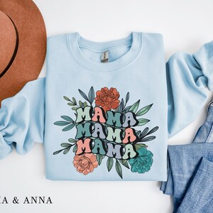 Retro Mama Sweatshirt, Floral Mama Sweatshirt, Gift for Mom, Mothers Day Gift, New Mom Gifts, Mom Sweatshirt, Mama Crewneck, Mama Sweater