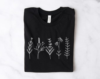Wildflower Shirt, Wild Flower T-Shirt, Botanical Shirt, Flower Shirt, Nature Lover Gift, Spring Shirt for Women, Floral Graphic Tee Shirt