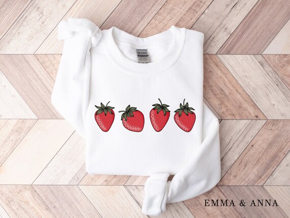 Strawberry Sweatshirt, Strawberry Crewneck, Strawberry Shirt, Aesthetic Sweatshirt, Botanical Shirt, Gardening Shirt, Plant Lover Gift