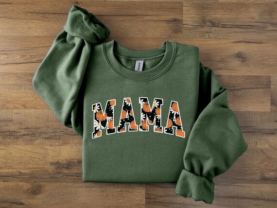 Pumpkin Mama Sweatshirt, Halloween Mama Crewneck, Fall Mom Sweatshirt, Spooky Season Shirt, Gift for Mama, Cozy Autumn Shirt, Daisy Mama