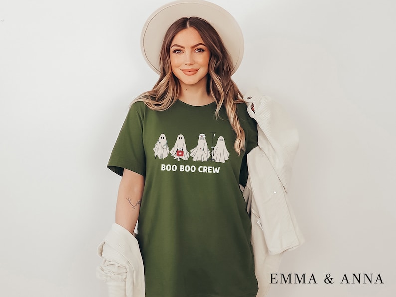 Camisa de Halloween, camisa Boo Boo Crew, camisa fantasma, camisa de enfermera de Halloween, camisa divertida de Halloween, camiseta de enfermera, regalos de enfermería, estudiante de enfermería Olive