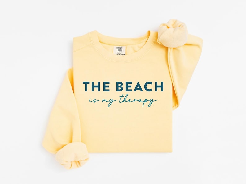 Felpa "La spiaggia è la mia terapia", felpa da spiaggia, felpa terapeutica, maglietta da spiaggia, felpa da viaggio, felpa estiva, felpa comoda immagine 3