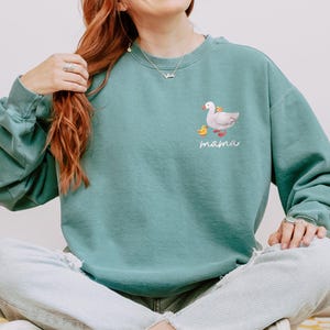 Embroidered Mama Shirt, Duck Mama Shirt, Mothers Day Gift, Mom Tshirt, Gift for Mom, Duck Lover Gift, Mama and Kids, Pregnancy Announcement image 3