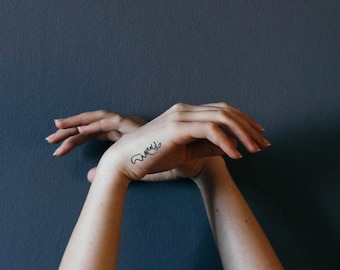 Diseño de tatuaje personalizado en persa / Caligrafía persa minimalista / Traducción de nombres con líneas finas / Cita en tinta de estilo árabe / Plantilla de tatuaje digital