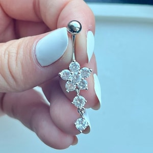 Silver Flower Belly bar with cubic zirconia cz diamonds diamanté crystal rhinestone sparkly body jewellery navel bar 316L surgical steel