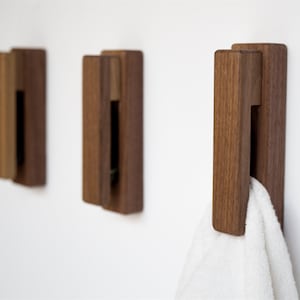 Solid wood wall clips, wall towel holder, kitchen wall clips, black walnut wall clip, cloth hanger, wall hanger, wall hanging clip