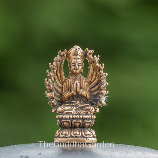 Tiny Thousand Hand Kuan Yin Statue, .75 Inches, Chinese Goddess of Compassion, Mercy and Helping Kuan Yin Travel Statue for Meditaiton