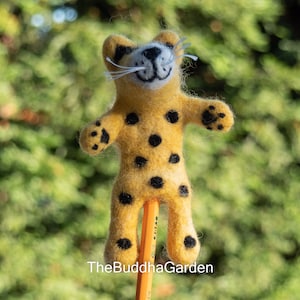 Tiger Felt Finger Puppet, Handmade Finger Puppet, Childrens Story Toy, Tiger Toy, Animal Finger Puppet