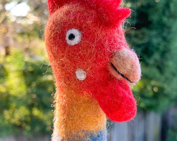 Rooster Felt Finger Puppet, Handmade Finger Puppet, Childrens Story Toy, Rooster Toy, Animal Finger Toy
