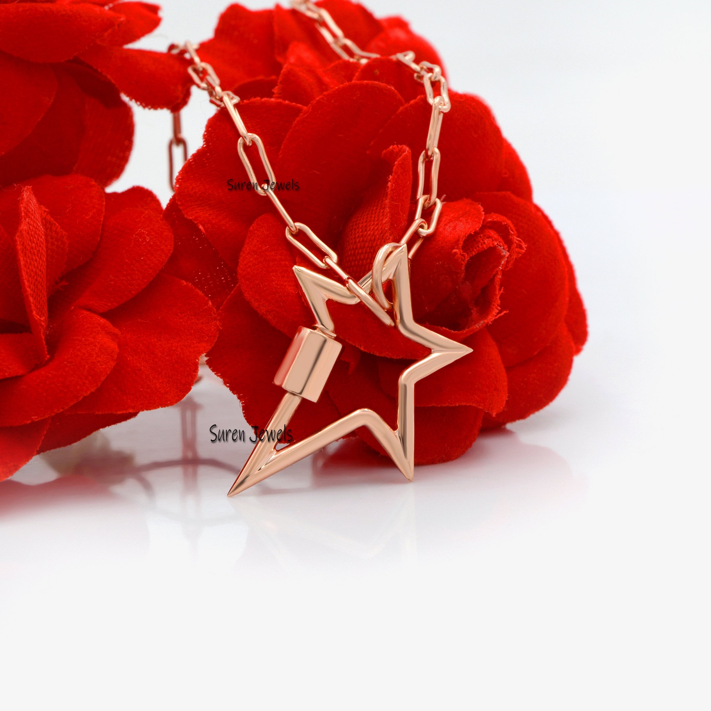 9K Gold Star Carabiner Lock Pendant Necklace - View 2 - Suren Jewels | SKU: SPC20-9KYG-N36-18I