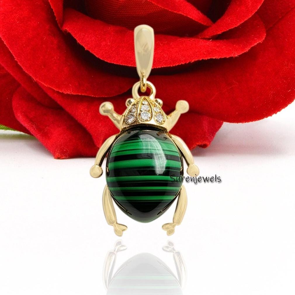 925 Silver Scarab Pendant: Hand Carved Gemstone Amulet - Suren Jewels | SKU: SJP2878-SLNSMKCZ
