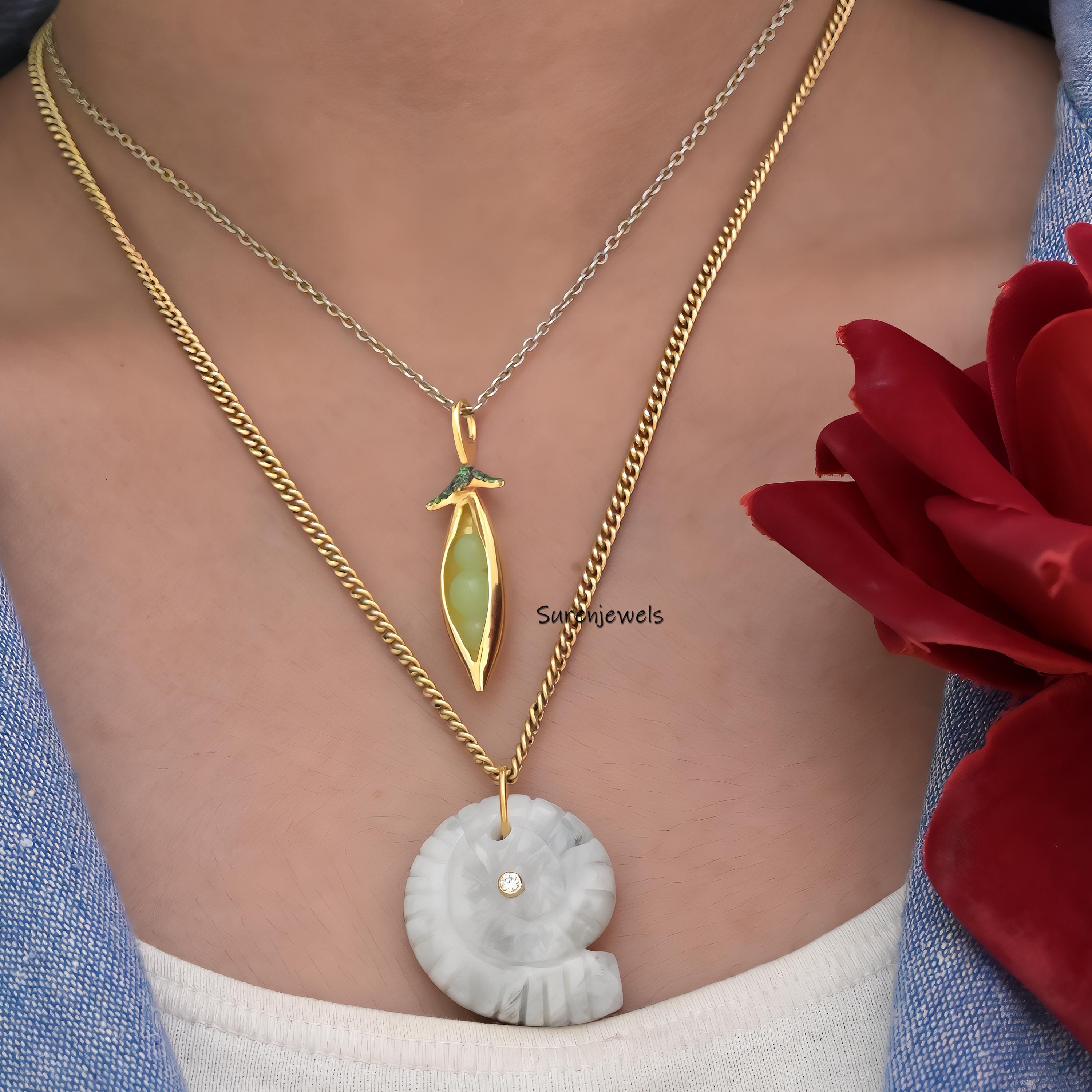 Vintage 14k Solid Gold Peas Pendant: Handmade Gemstone Design - View 2 - Suren Jewels | SKU: SJP1571-SLYGCHGCZ