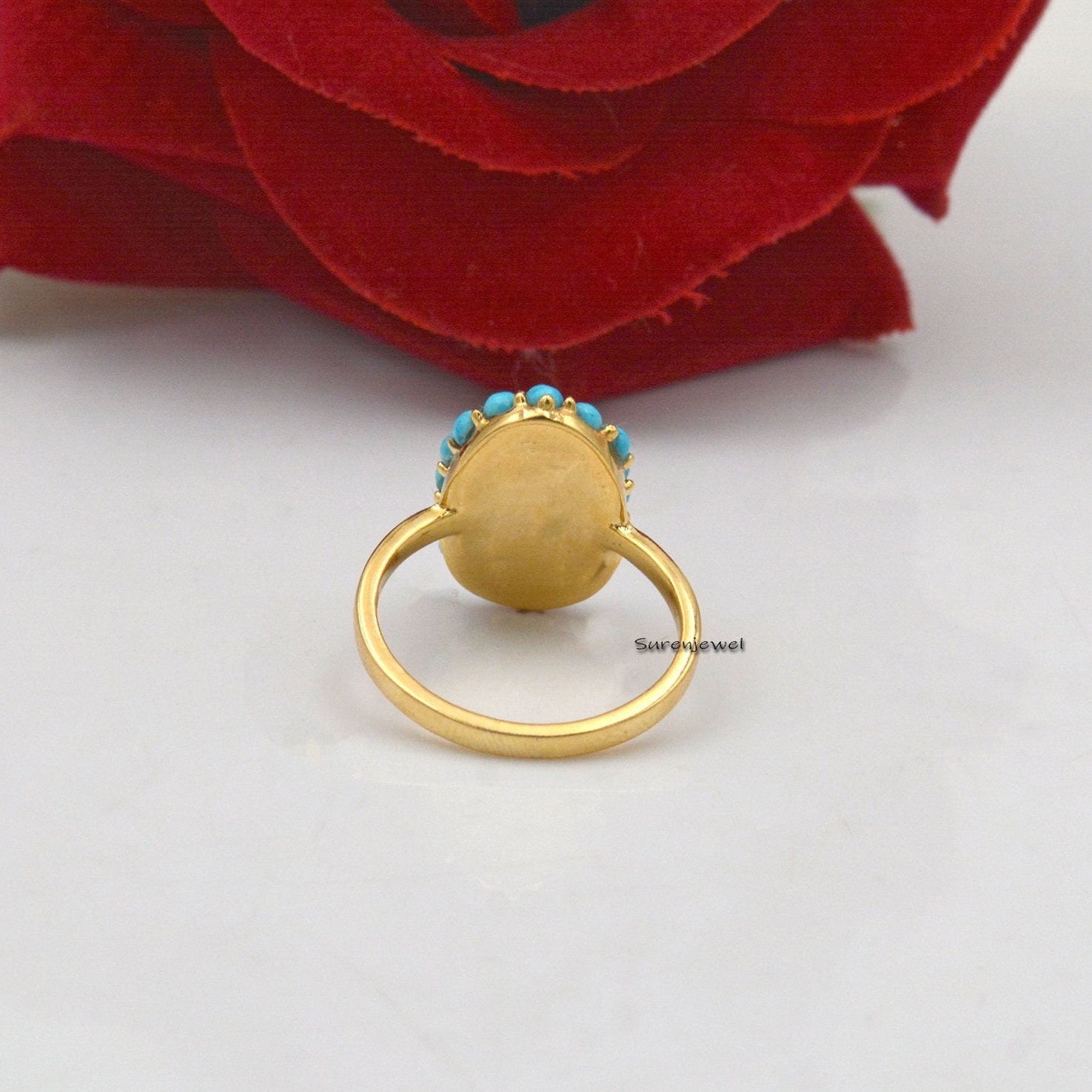 Handmade Arizona Turquoise Ring: Oval Gemstone Design - View 3 - Suren Jewels | SKU: SJR901-SLYGTQ-US-7