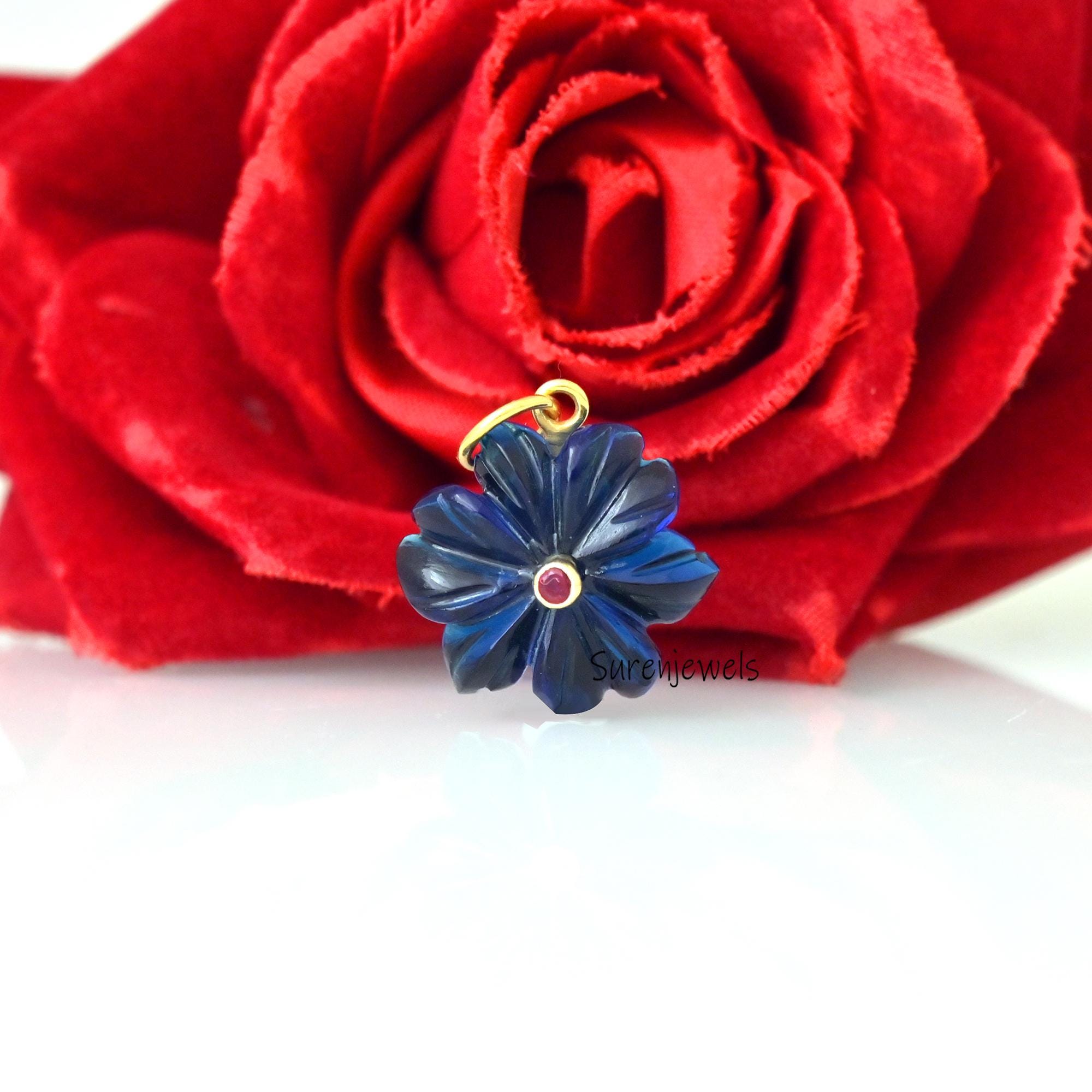 Hand Carved Gemstone Flower Pendant: Handmade Designer Charm - Suren Jewels | SKU: SJP4581-SLYGGQRUCZ-30M