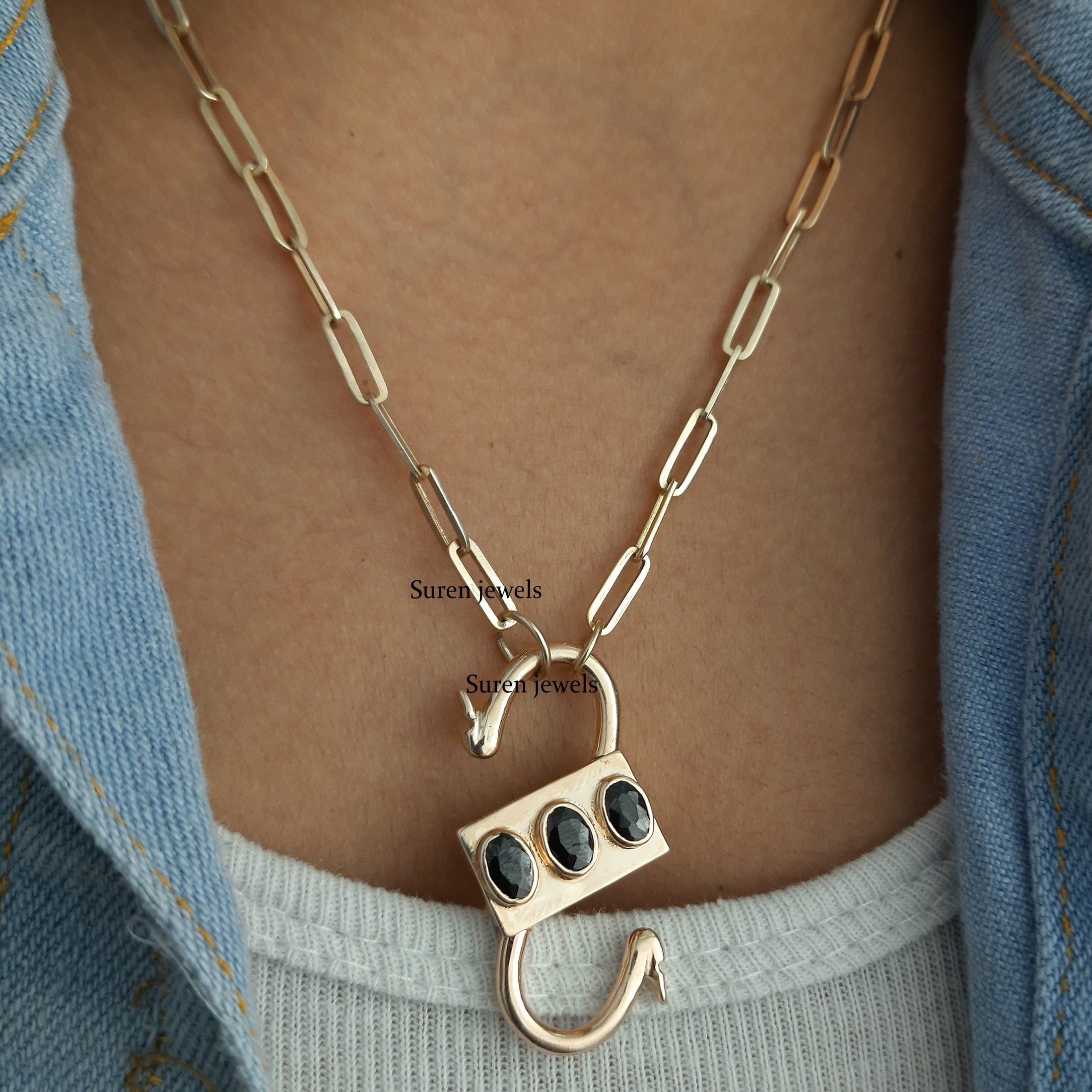 Black Onyx Padlock Pendant: 14K Yellow Gold Vermeil Sterling Silver Lock - View 5 - Suren Jewels | SKU: SJP31-SLYGBO-N47-18I-