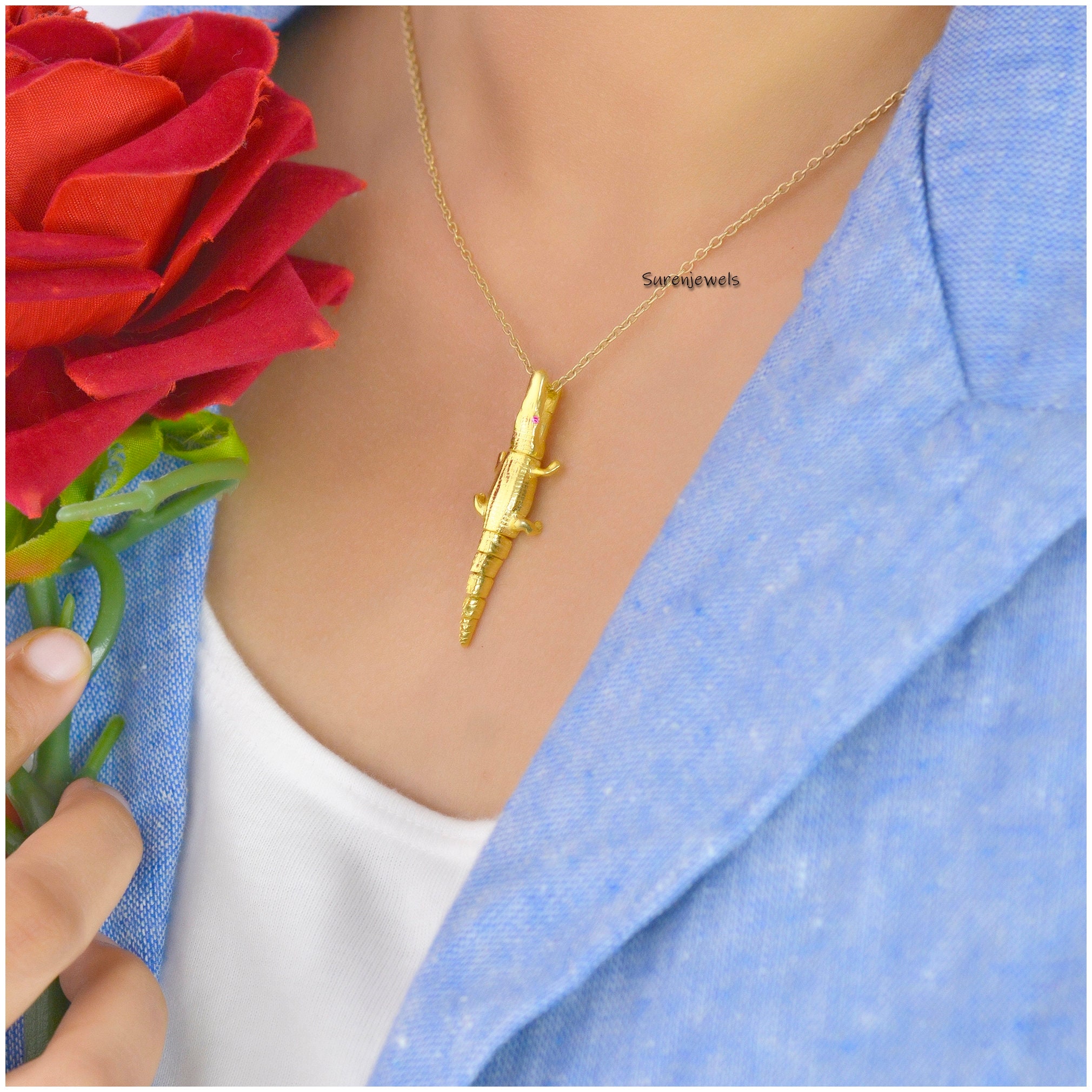 14k Gold Alligator Pendant: Crocodile Animal Jewelry (40x12 mm) - View 2 - Suren Jewels | SKU: SJP1214-SLNSPSP