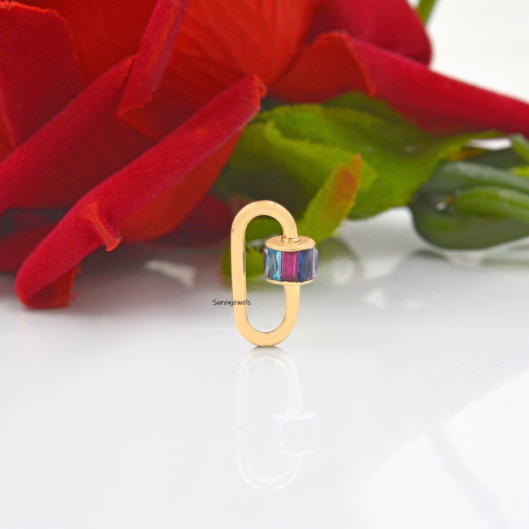 9k Gold Baguette Carabiner Lock: Solid Gold Connector (18mm) - View 2 - Suren Jewels | SKU: SJC22-9KYGBTTMT-18M-18I-N205
