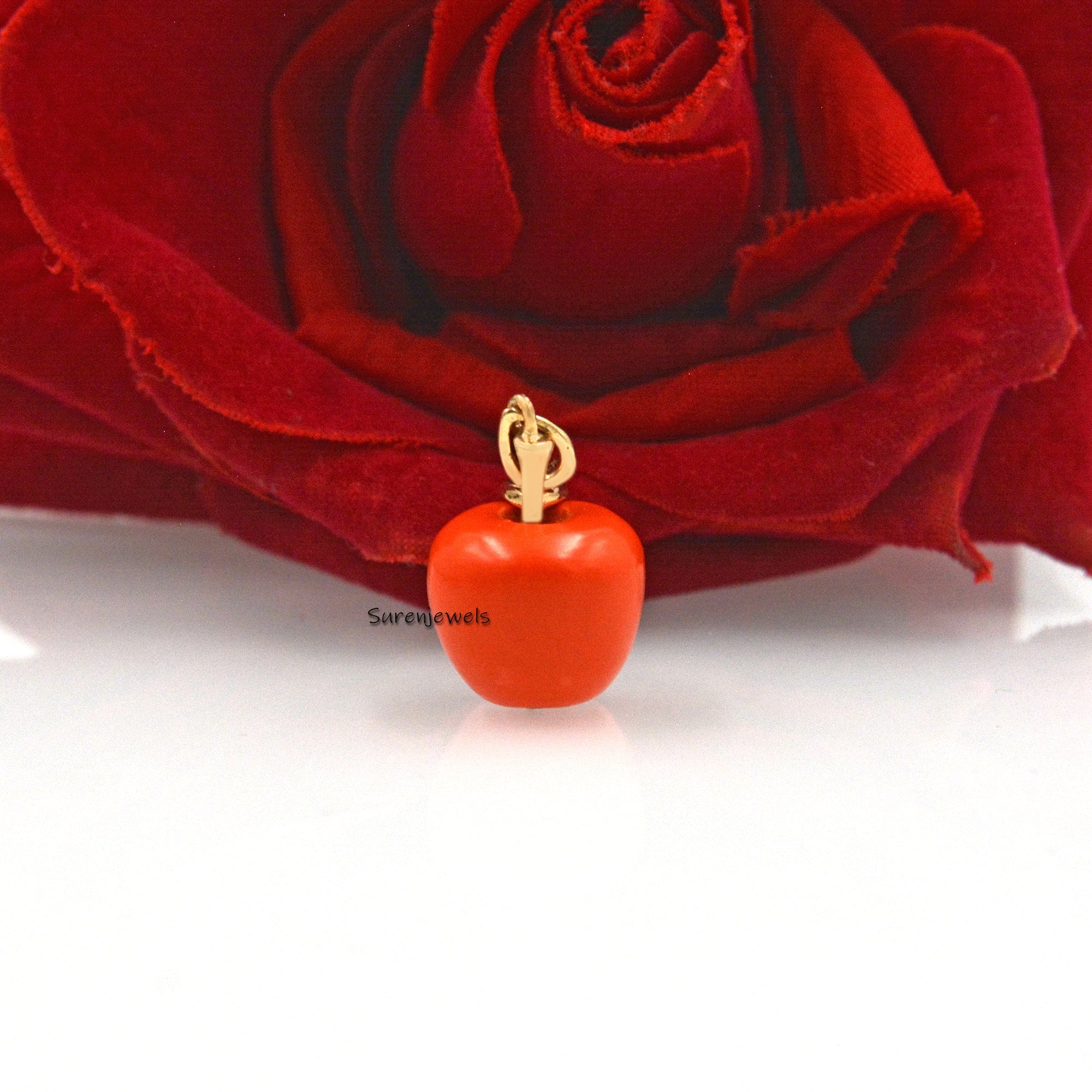 14k Gold Red Coral Apple Pendant: Gemstone Jewelry - View 6 - Suren Jewels | SKU: SJP1611