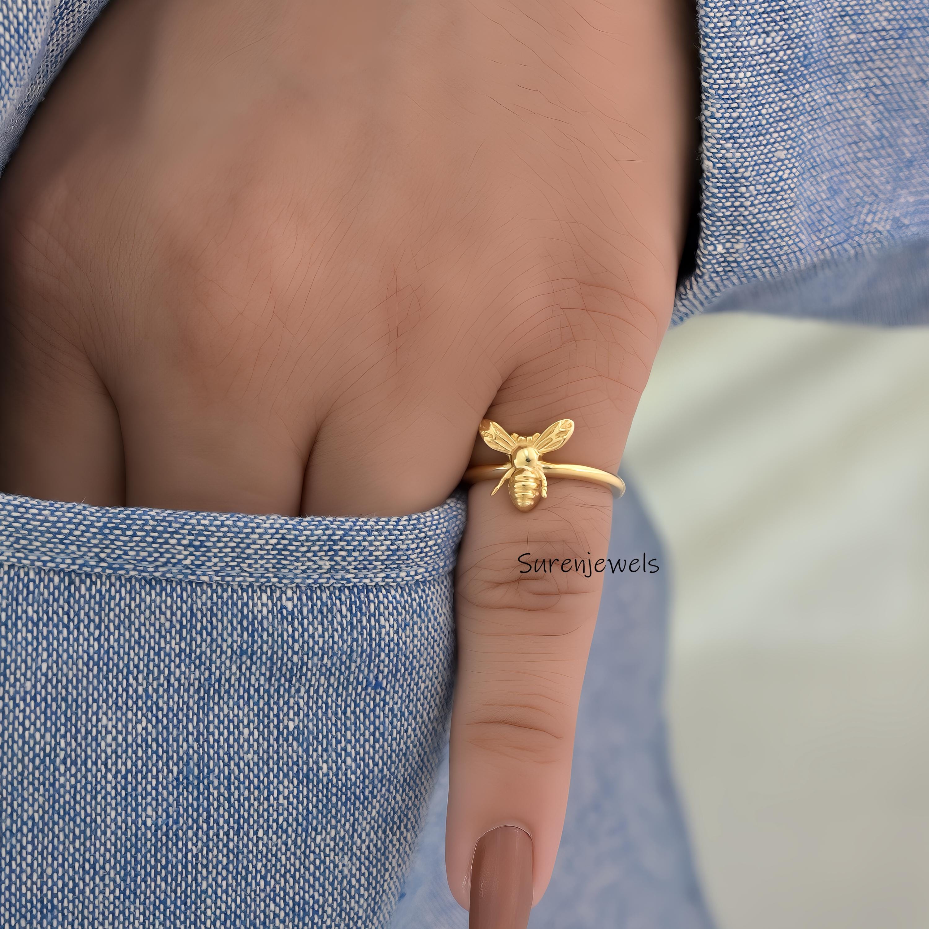 14K Solid Gold Bee Ring: Moissanite Honeycomb Jewelry - View 7 - Suren Jewels | SKU: SJR2914