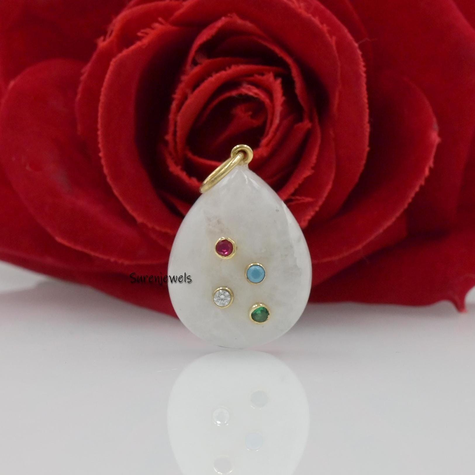 14k Gold Malachite Teardrop Pendant: Carved Gemstone Charm - View 5 - Suren Jewels | SKU: SJP,SJP3515-SLYGMSMG-25M,SJP3522-SL