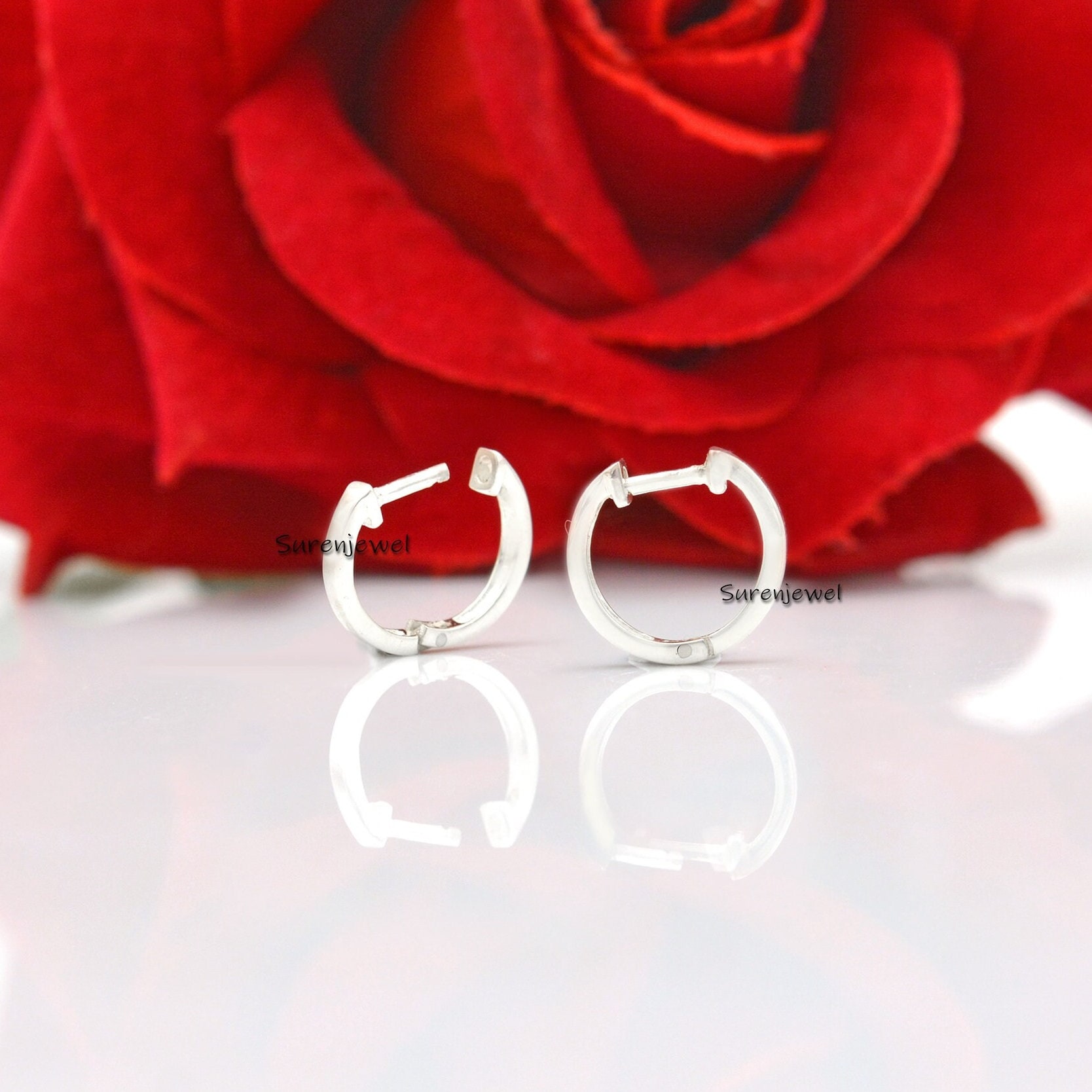 14k Gold Huggies: Simple Polished Hoop Earrings (10mm) - View 2 - Suren Jewels | SKU: SJE932-SLNS-10M