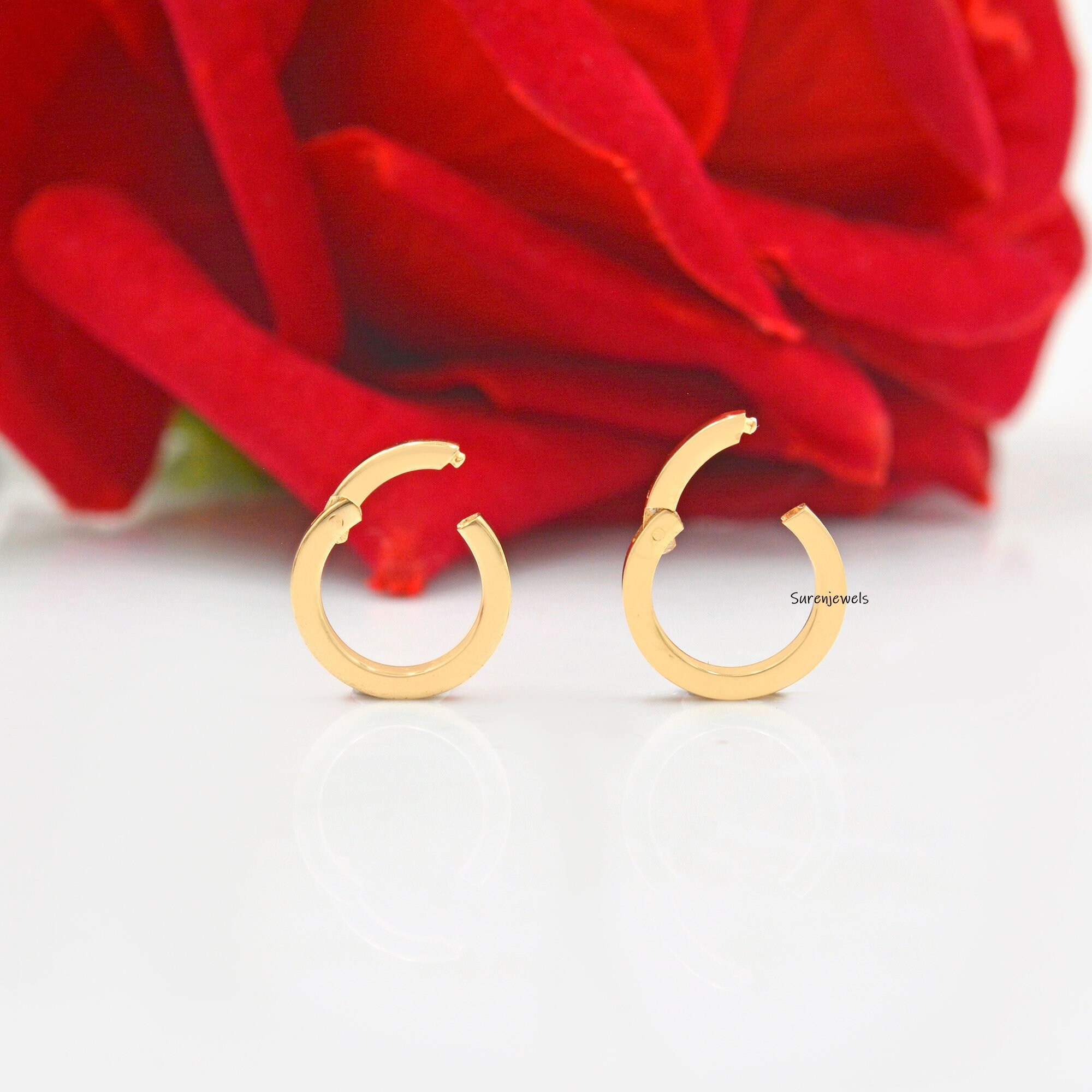 14K Gold Charm Enhancer, Multi-Link Charm Holder - View 3 - Suren Jewels | SKU: SJP570-SLYG-10M