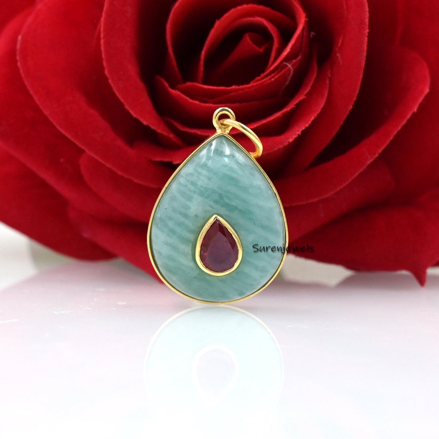 14K Gold Malachite Teardrop Pendant: Designer Gemstone Drop - View 3 - Suren Jewels | SKU: SJP1574-SLYGAMCZ