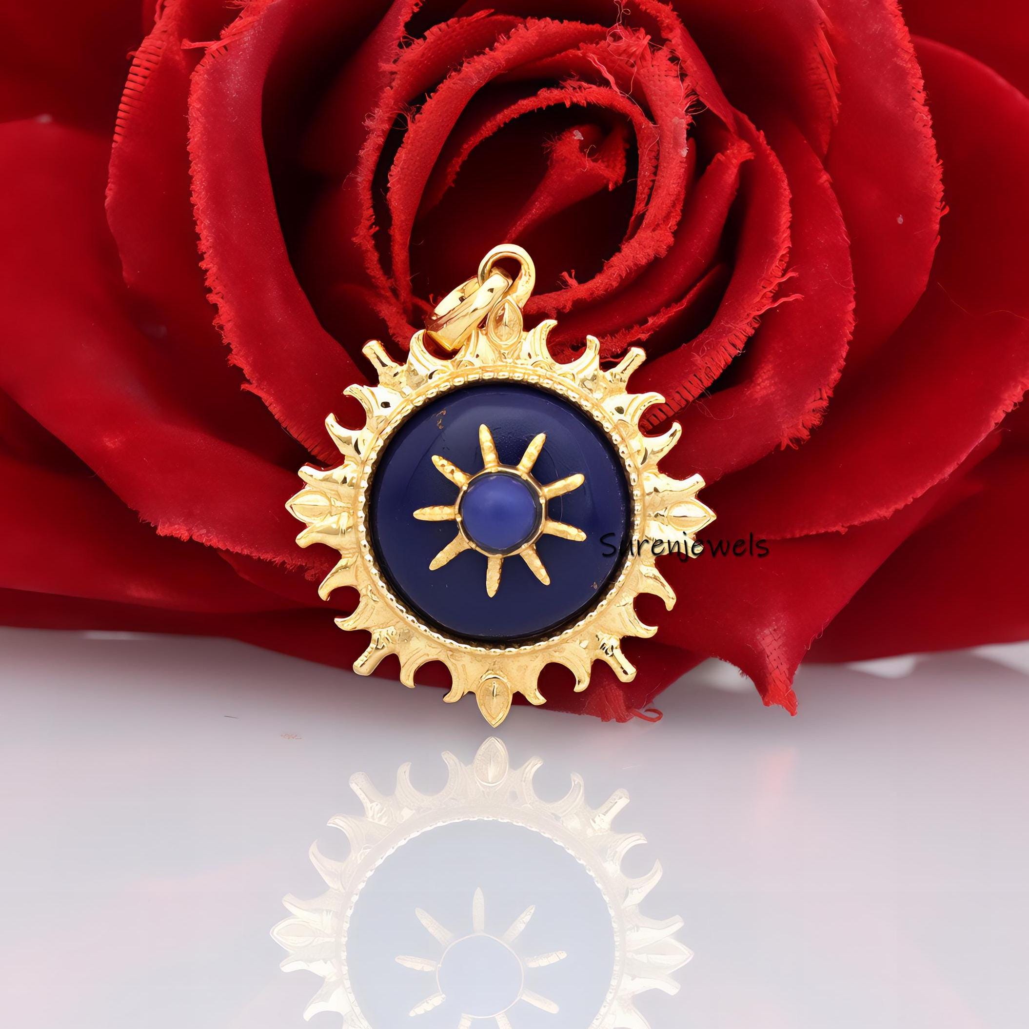 Handmade Lapis Lazuli Star Disc Pendant: Gemstone Designer Pendant - Suren Jewels | SKU: SJP4190-SLYGLPZ-25M