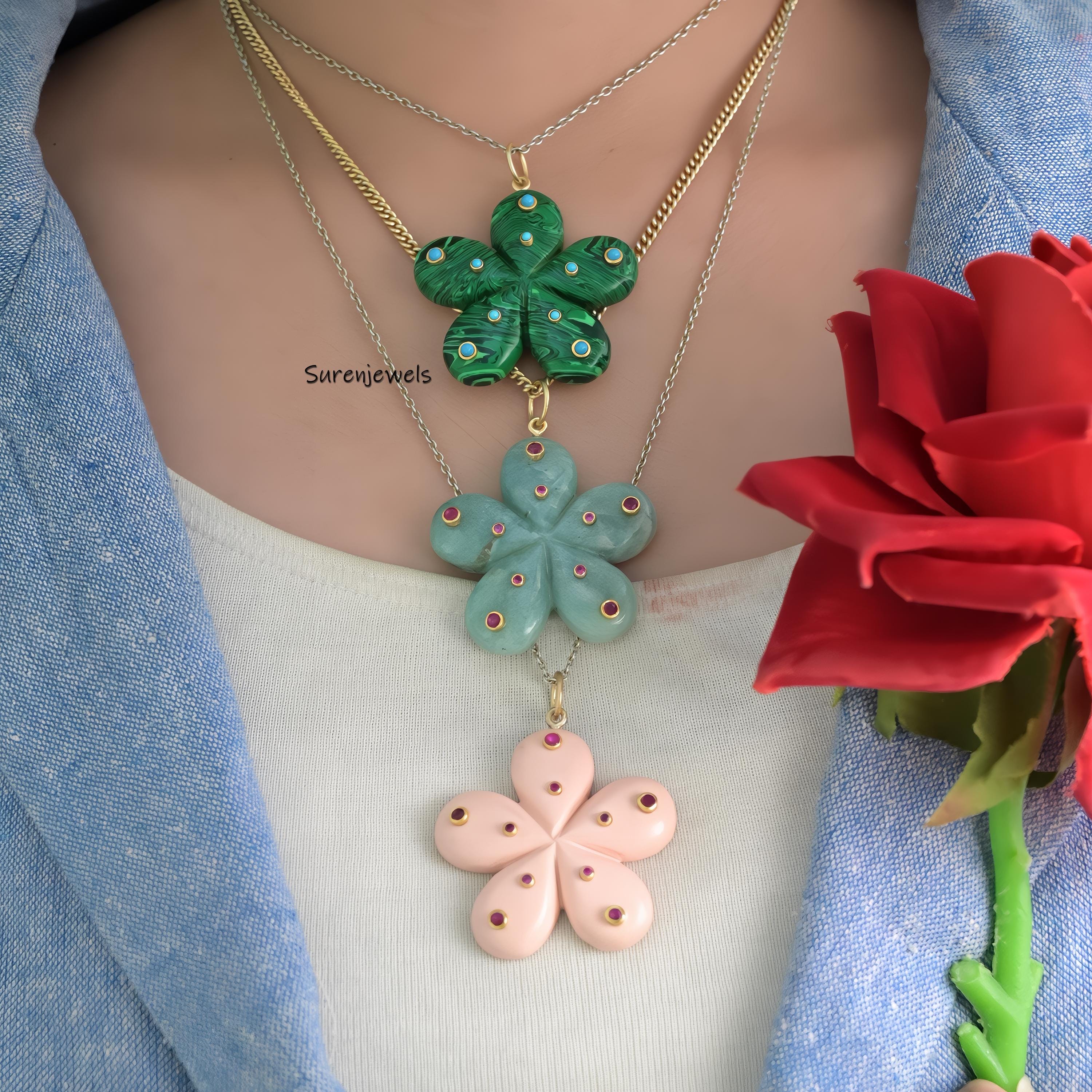 14K Solid Gold Gemstone Flower Pendant - Handmade Vintage Style - View 3 - Suren Jewels | SKU: SJP2453-SLYGGOPCZR