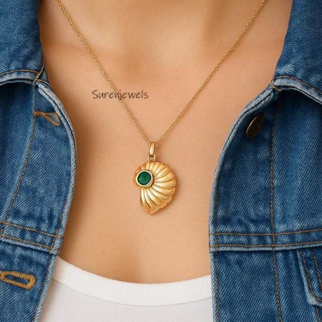 14k Gold Snail Shell Pendant: Designer Spiral Jewelry - Etsy