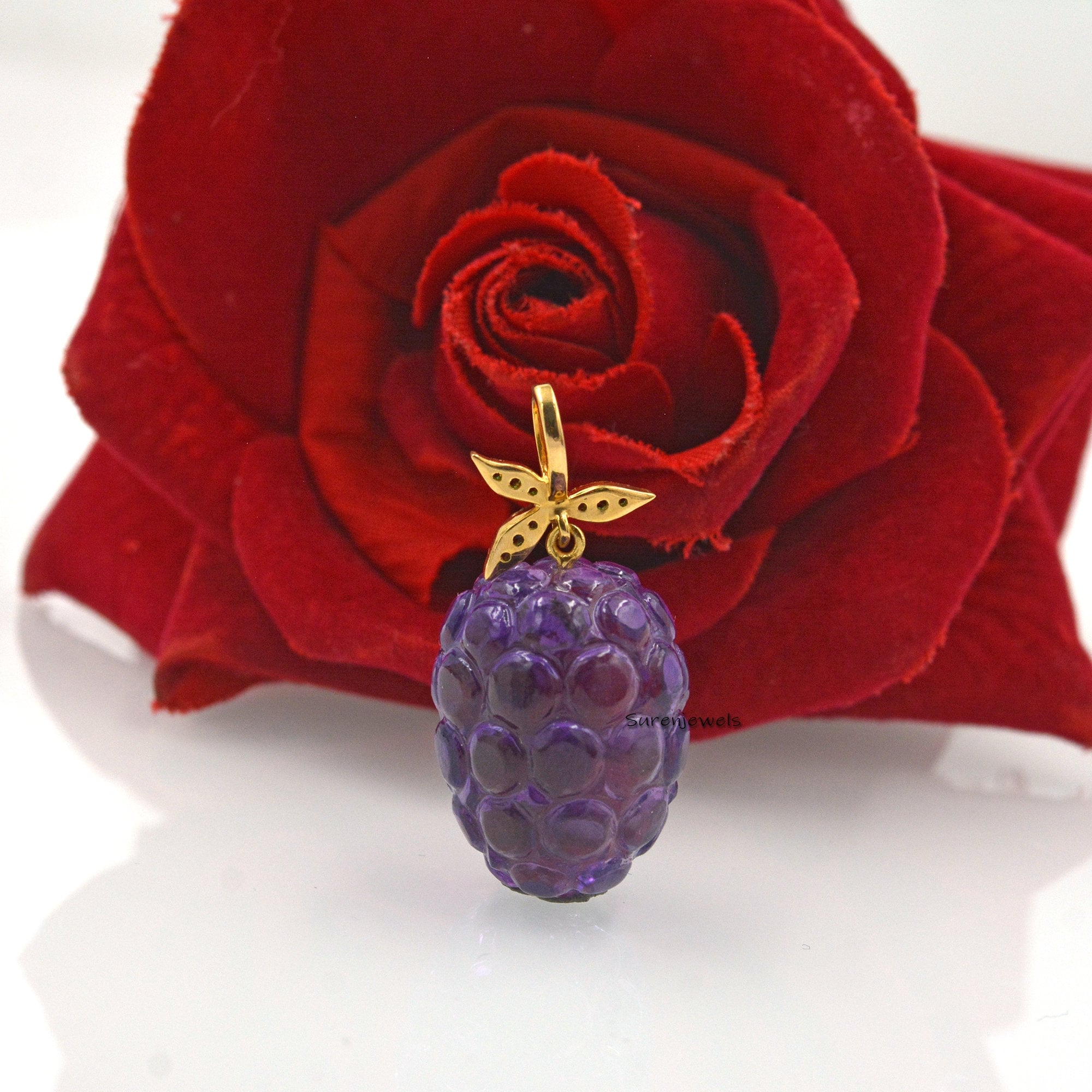 14k Gold Amethyst Grape Pendant: Designer Fruit Jewelry - View 2 - Suren Jewels | SKU: SJP1542