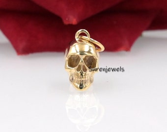 14K Gold Skull Pendant: Memento Mori Jewelry