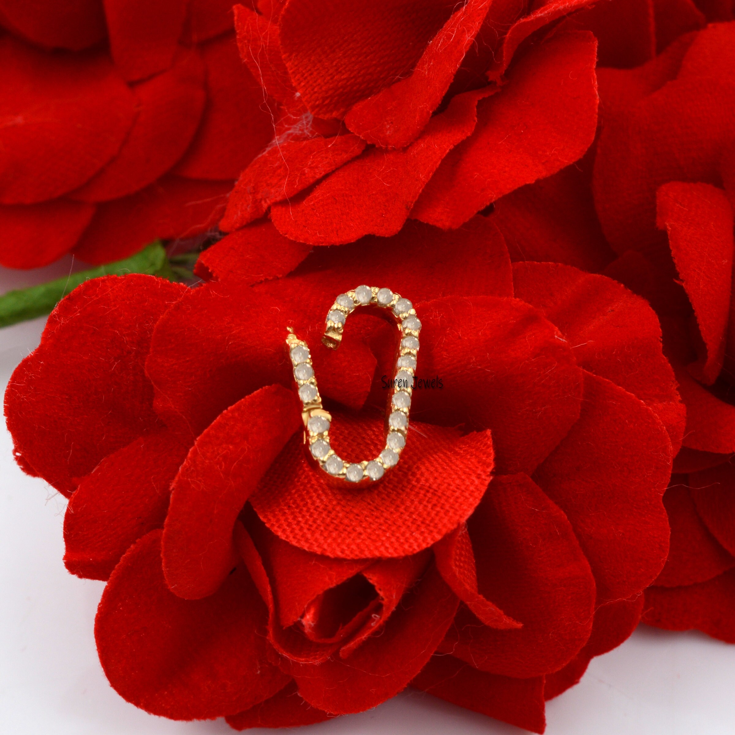 925 Silver Round Charms Holder: Enhancer Clasp Lock Pendant - View 5 - Suren Jewels | SKU: SJP536-SLYGDI,SJF119-SLYG,SJP718-S
