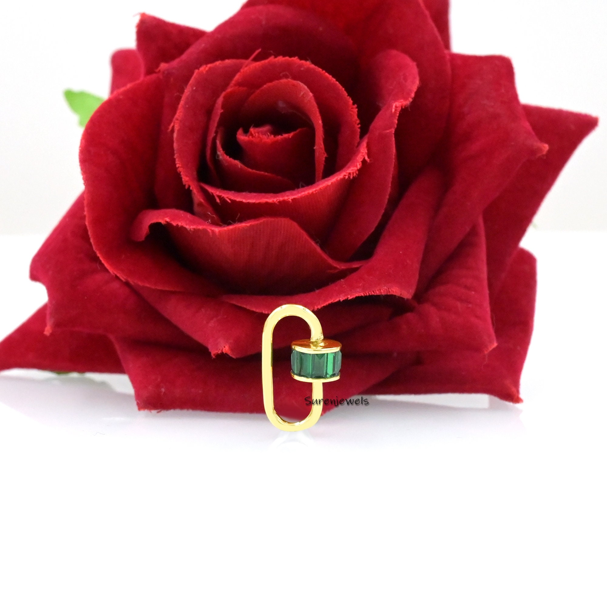14K Gold Emerald Baguette Carabiner Lock: Necklace Jewelry - View 6 - Suren Jewels | SKU: SJC162-9KYGBTTEM-19M