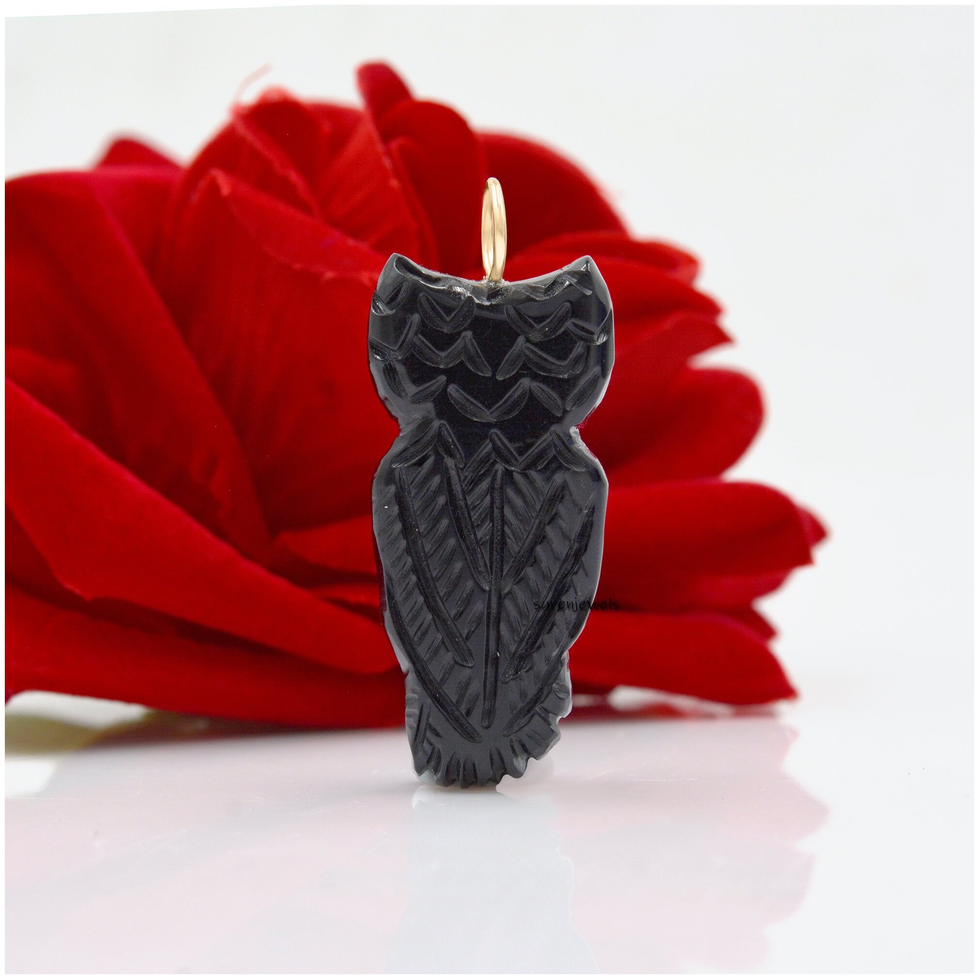 Carved Gemstone Owl Pendant: Labradorite Mughal Charm - View 4 - Suren Jewels | SKU: SJP1219-SLYGLBWT-50M