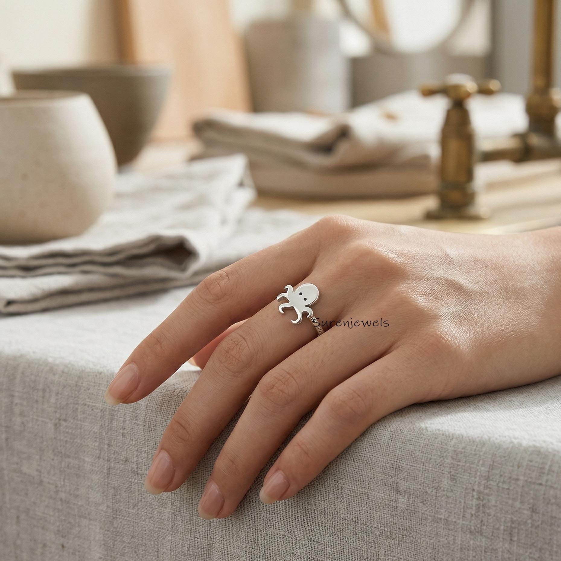 Silver Octopus Ring, Cute Sea Animal Jewelry for Her, Unique Nautical Accessory, Ocean Theme Gift, Adjustable Band - Suren Je