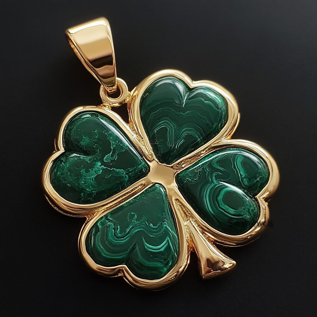 14K Gold Malachite Clover Pendant: Handmade Gemstone Jewelry - View 5 - Suren Jewels | SKU: SJP5393-SLYGOCR-30M