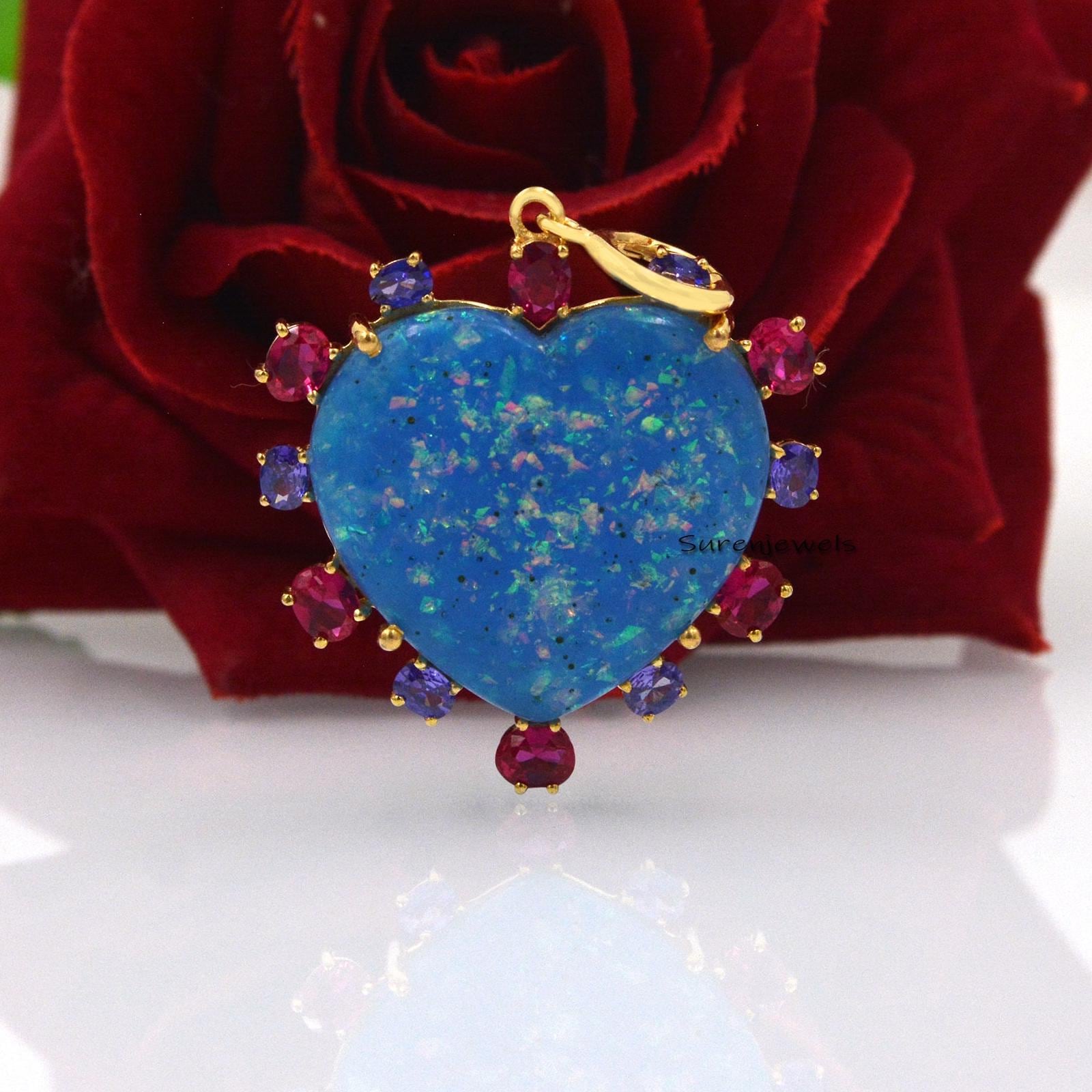 14K Gold Gemstone Heart Pendant: Designer carved Jewelry - Suren Jewels | SKU: SJP1841-