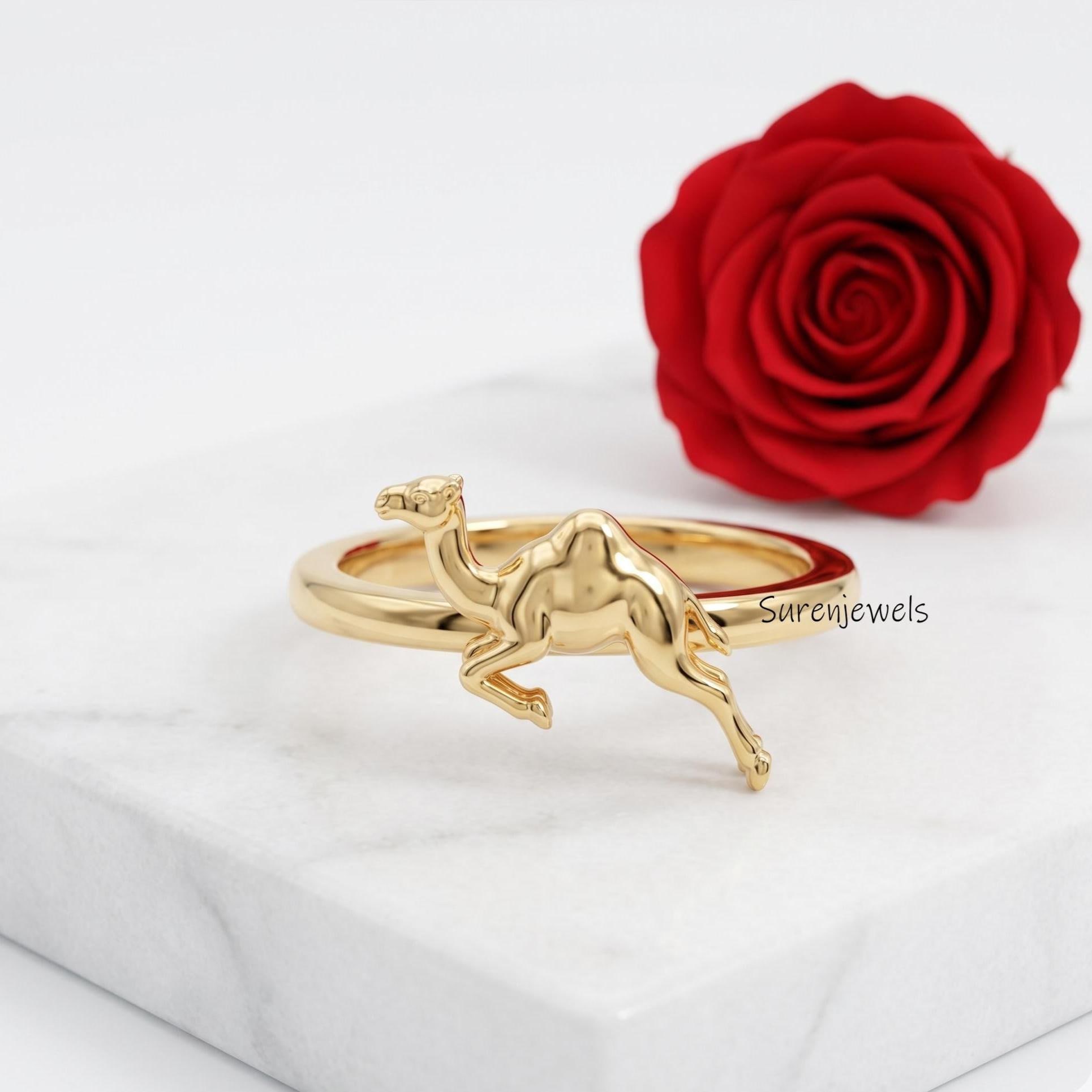 Gold Camel Ring, Dainty Animal Band, Desert Inspired Jewelry, Minimalist Camel Jewelry, Unique Gift for Her, Delicate Gold An