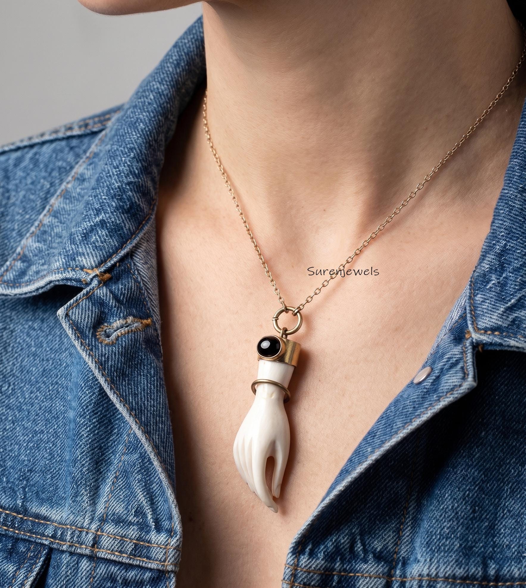 14k Gold hand Carved Gemstone Figa Hand Pendant - View 3 - Suren Jewels | SKU: SJP
