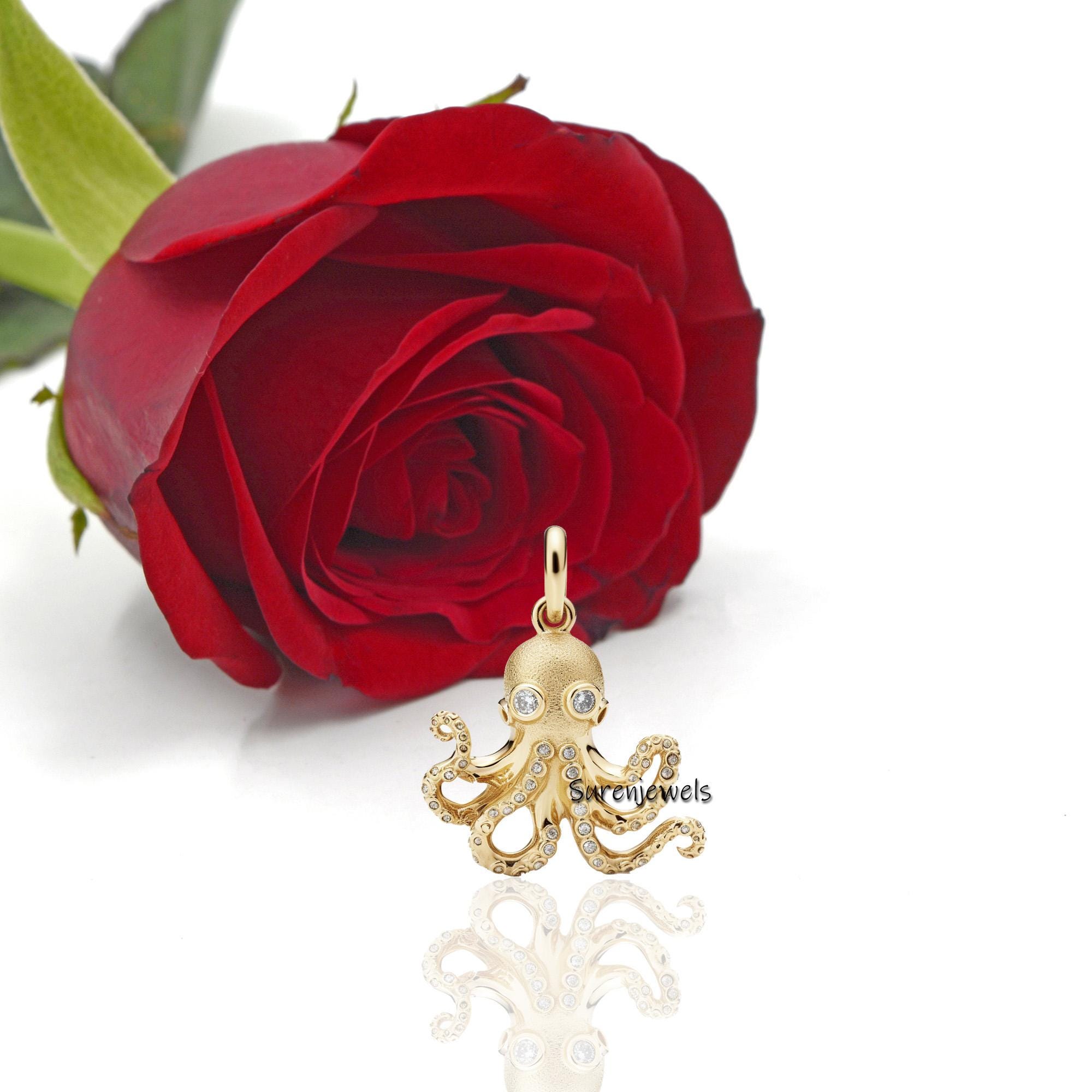 Sterling Silver Octopus Pendant | Nautical Ocean Jewelry - View 3 - Suren Jewels | SKU: SJP2685-SLYG