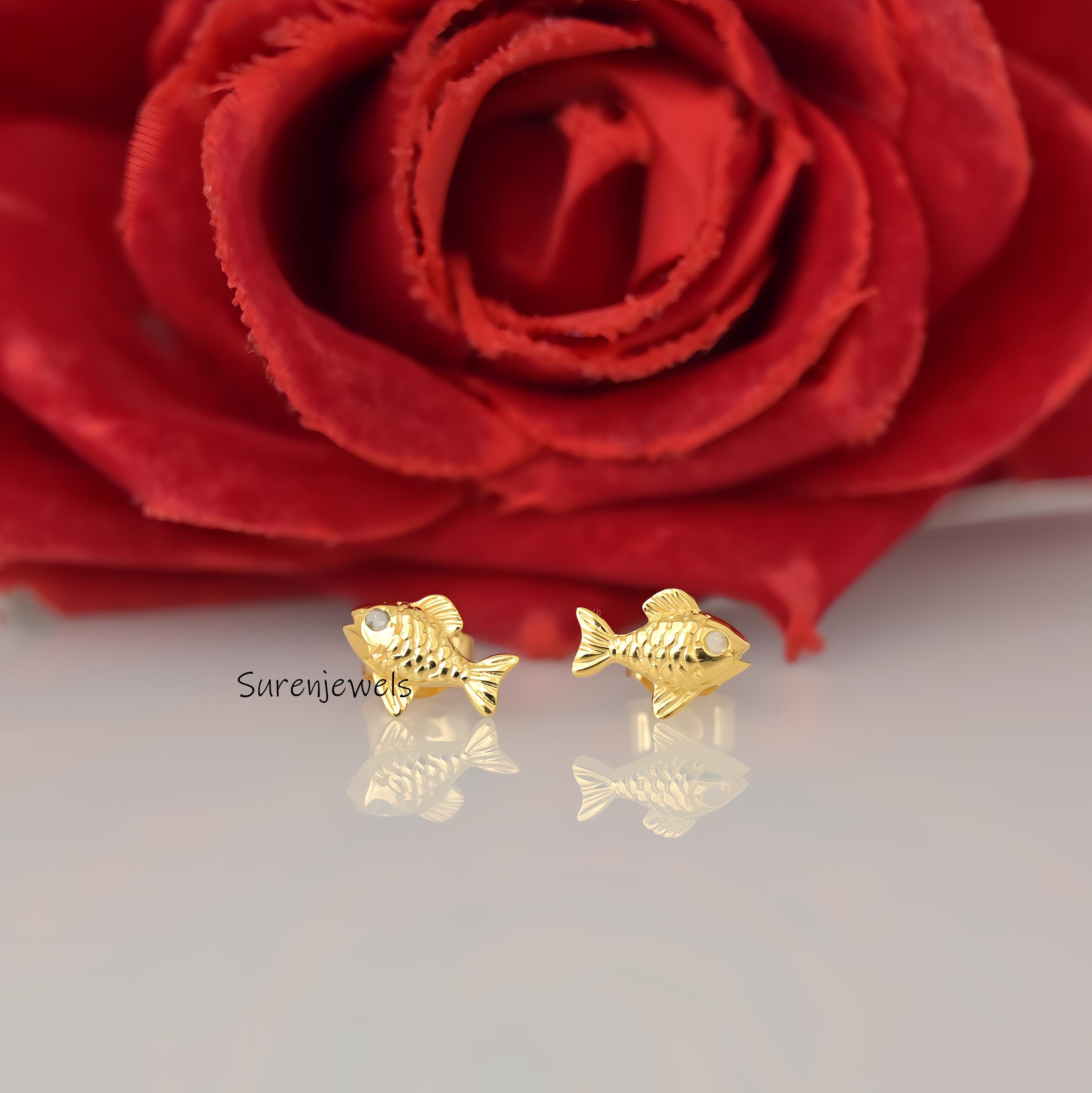 14k Gold Puff Fish Stud Earrings, Dainty Lucky Fish, 10mm - View 2 - Suren Jewels | SKU: SJE1823-SLYGDI-10M
