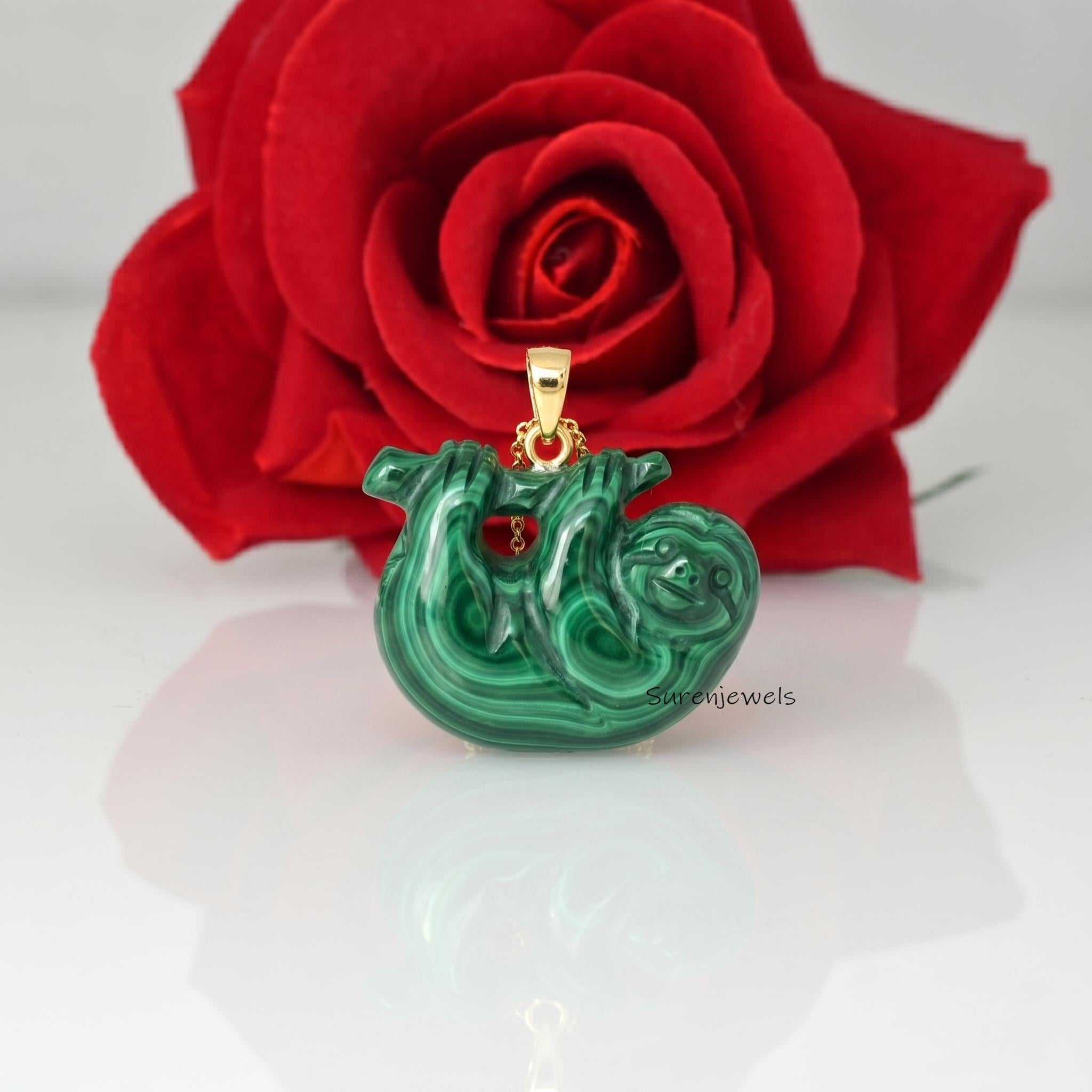14K Gold Gemstone Sloth Pendant, Handcarved Gold Sloth Pendant, Malachite Sloth Charm, Sloth Animal Jewelry, Carving Gold Slo