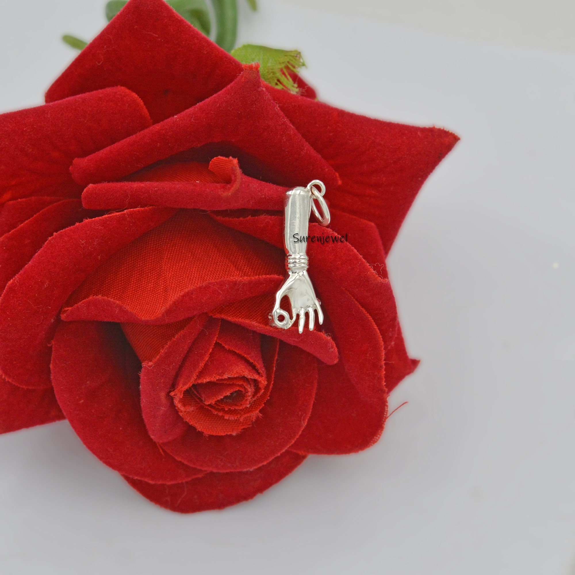 925 Silver Figa Hand Pendant: Ruby Gemstone Good Luck Charm - View 3 - Suren Jewels | SKU: SJP517-SLYGRU-N41-18I-925
