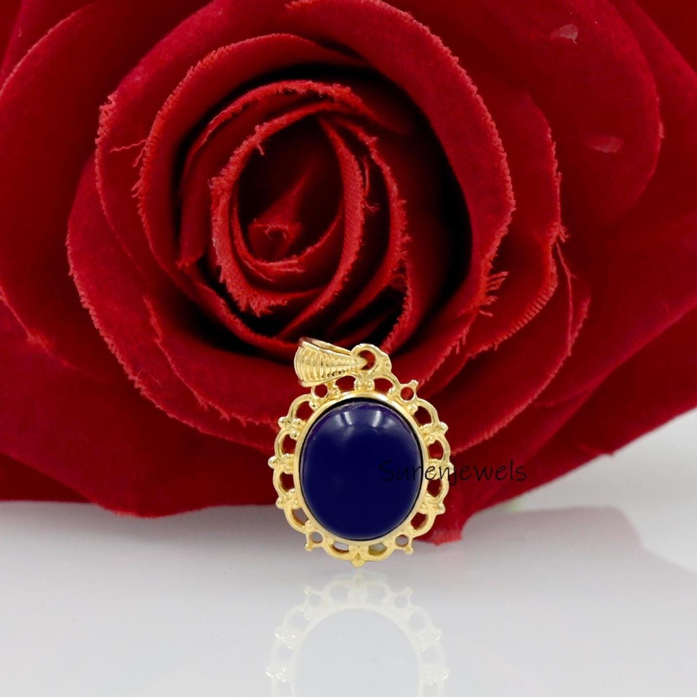 14k Gold Moonstone Oval Pendant - Gemstone Filigree Design - Suren Jewels | SKU: SJP3417-SLYGMS-25M