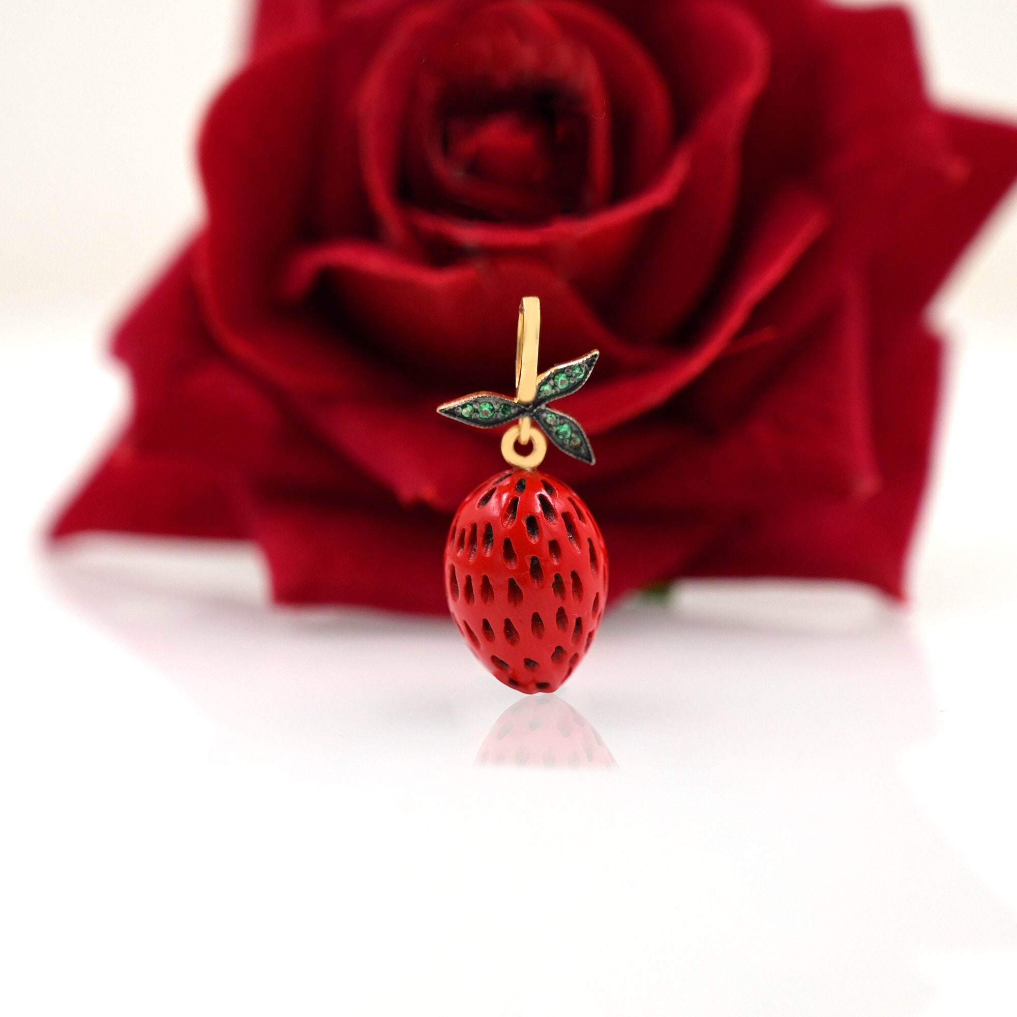 Handmade 925 Silver Strawberry Pendant: CZ Accents - Suren Jewels | SKU: SJP1541