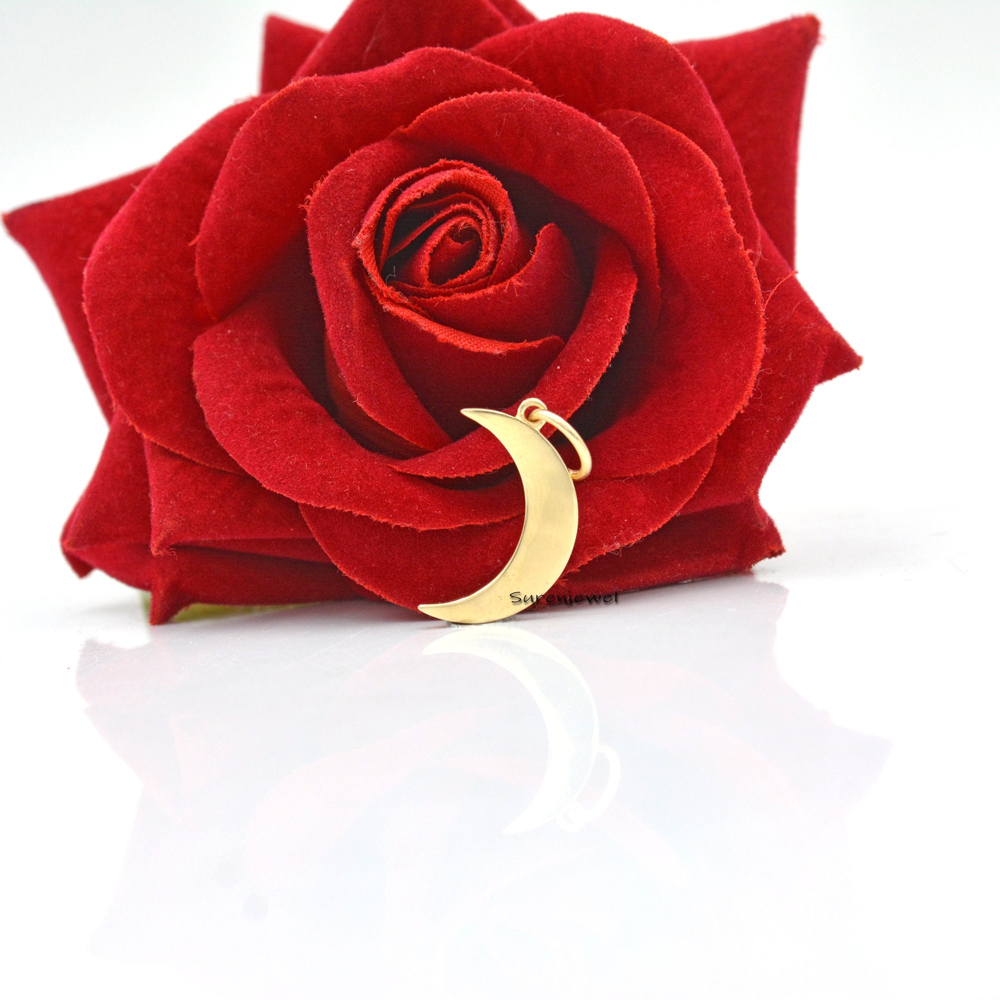 14K Gold Plated Silver Half Moon Pendant: Pave Diamond Jewelry - View 2 - Suren Jewels | SKU: SJP1016-SLNSMN-22M