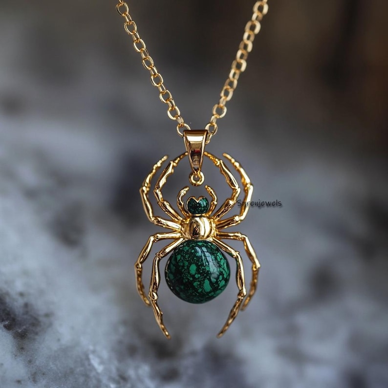 14k Gold Edelstein Spinne Anhänger: Halloween Schmuck Design No 2.